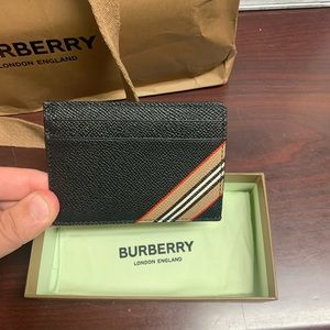 Burberry Skinny wallet